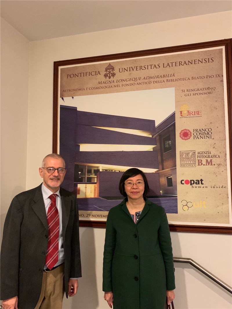 曾淑賢館長參訪義大利多所圖書館