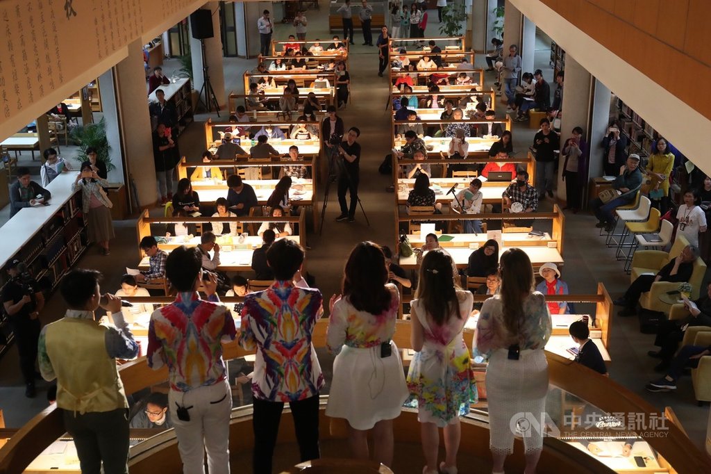 國圖朗讀夜聽見文學的聲音