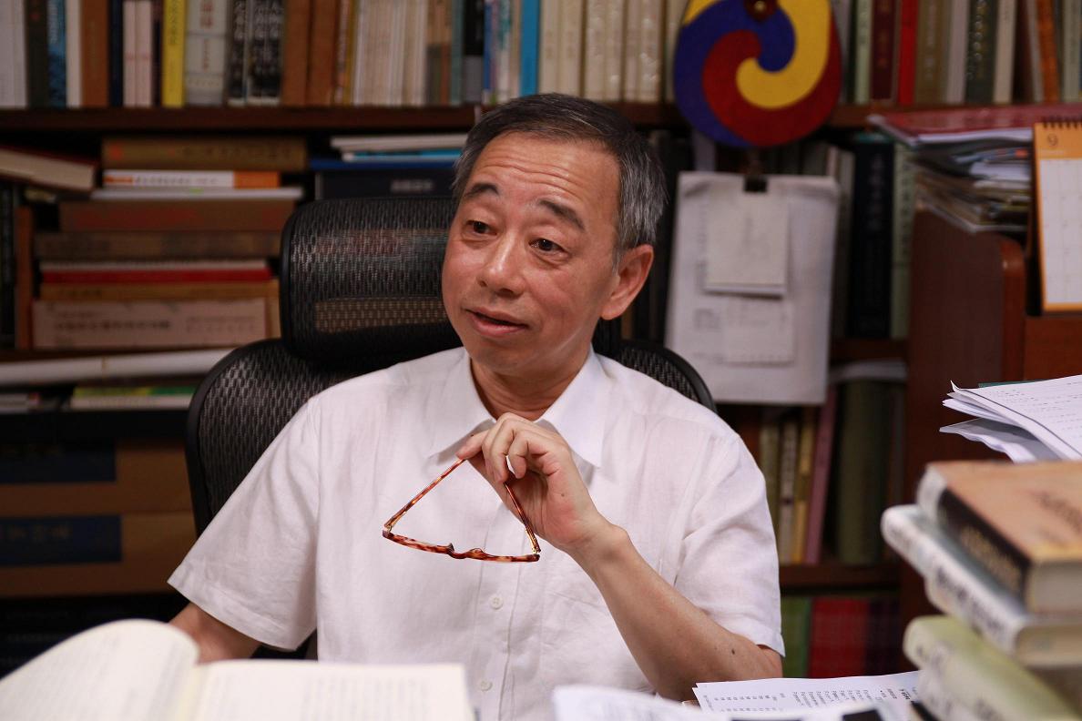 中研院史語所特聘研究員石守謙榮退