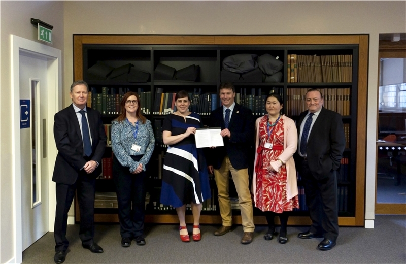 國圖於英國威廉王子、凱特王妃母校聖安德魯斯大學建置學術交流平台