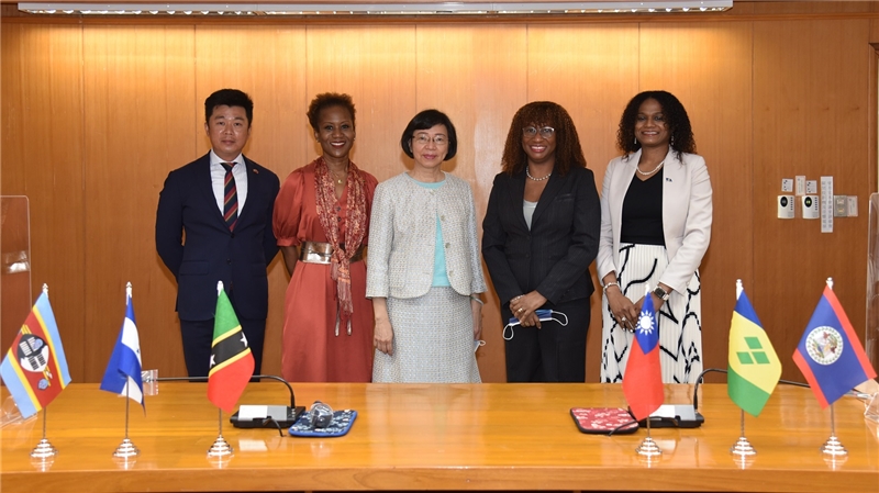 四國友邦大使來訪參觀，關注文化交流及發展