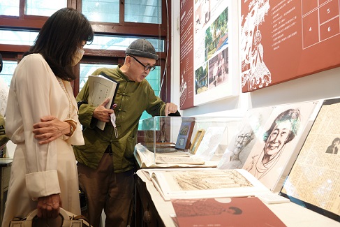 成大中文系特設「蘇雪林教授研究室」開幕