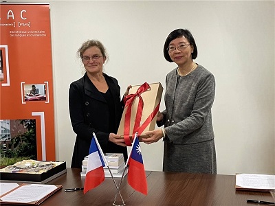 國家圖書館於法國語言與文化學術圖書館設置全球首座臺灣學術數位資源中心