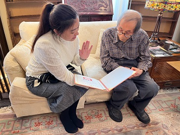 臺灣歷史學家許達然教授心繫臺灣，捐贈畢生學術研究藏書予國圖成為在臺後學重要研究資源