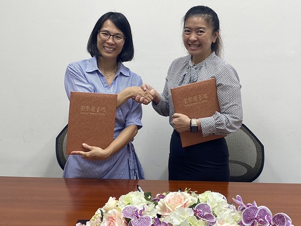 國家圖書館與國立中興大學圖書館合作舊籍數位化簽署儀式