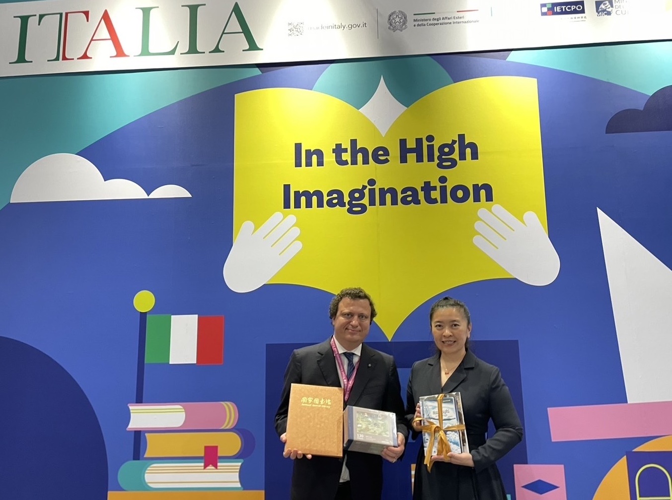 國際好書贈國圖，異國書香永流傳-國圖積極爭取「2025台北國際書展」義大利主題國館等參展單位贈送好書