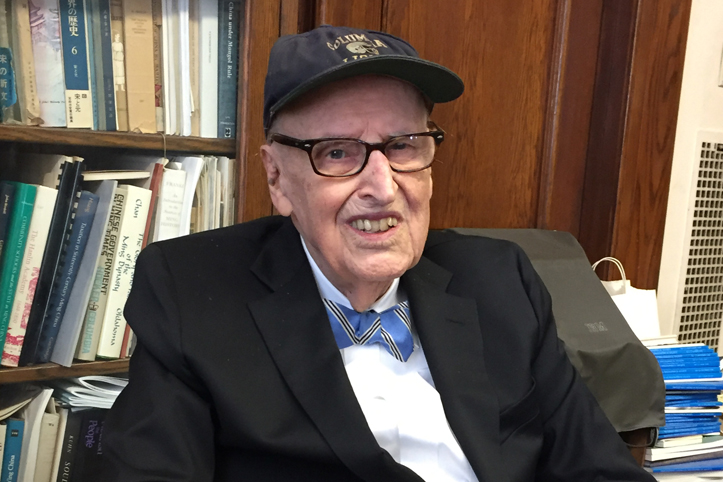 美國哥倫比亞大學榮退教授狄百瑞（William Theodore de Bary）榮獲第二屆唐獎「漢學獎」