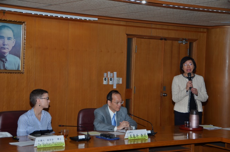 林百合、柯絲婷「寰宇漢學講座」報導