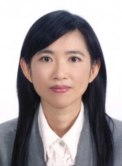 東華大學中國語文學系李正芬副教授榮升教授